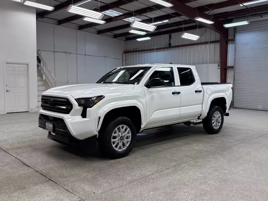 2024 Toyota Tacoma SR photo 1