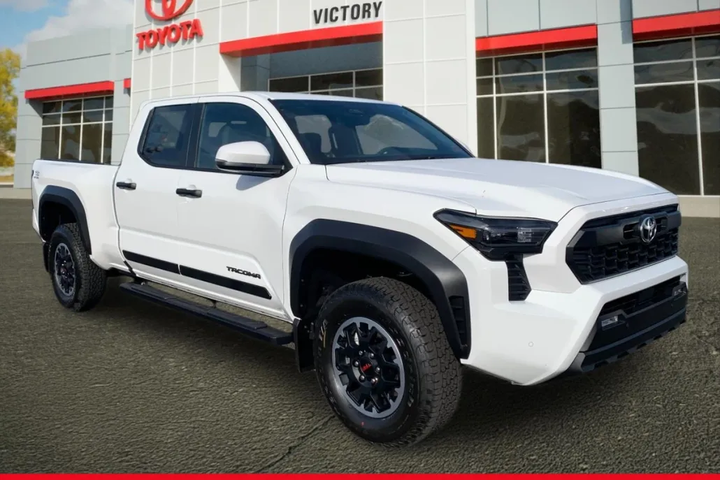 2025 Toyota Tacoma TRD Off-Road Double Cab photo 1