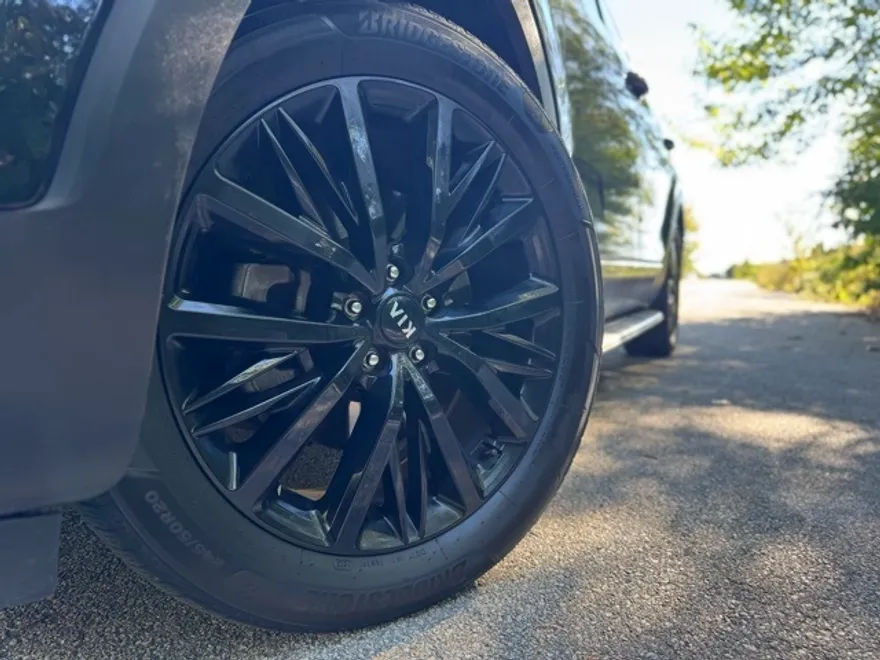 2020 Kia Telluride SX photo 1