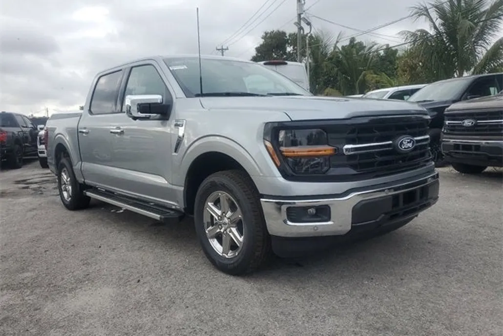 2025 Ford F-150 XLT photo 1