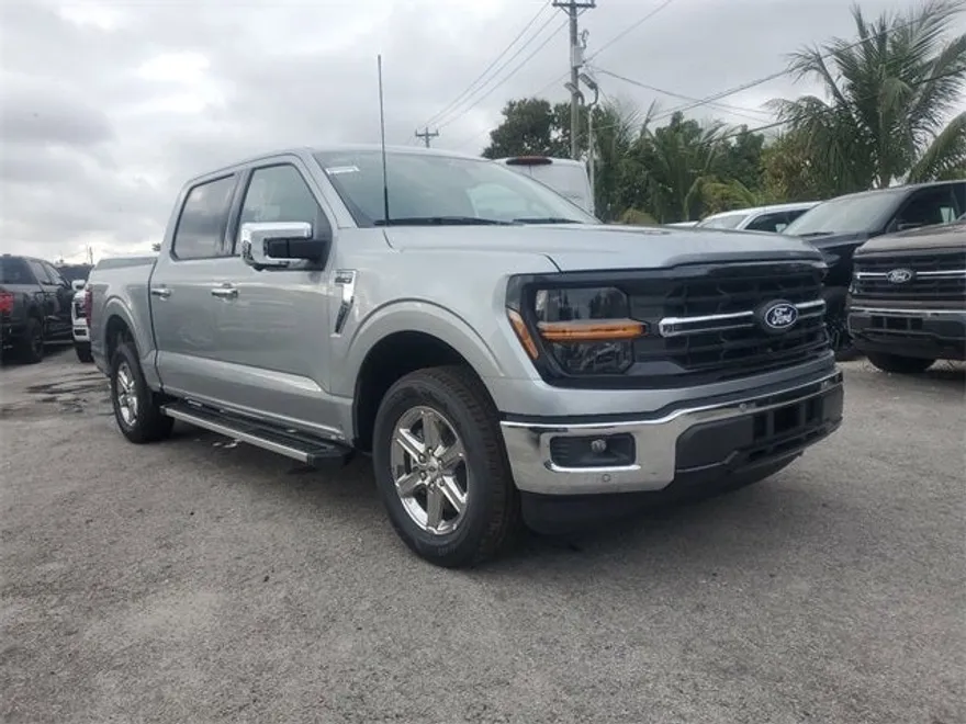 2025 Ford F-150 XLT photo 1
