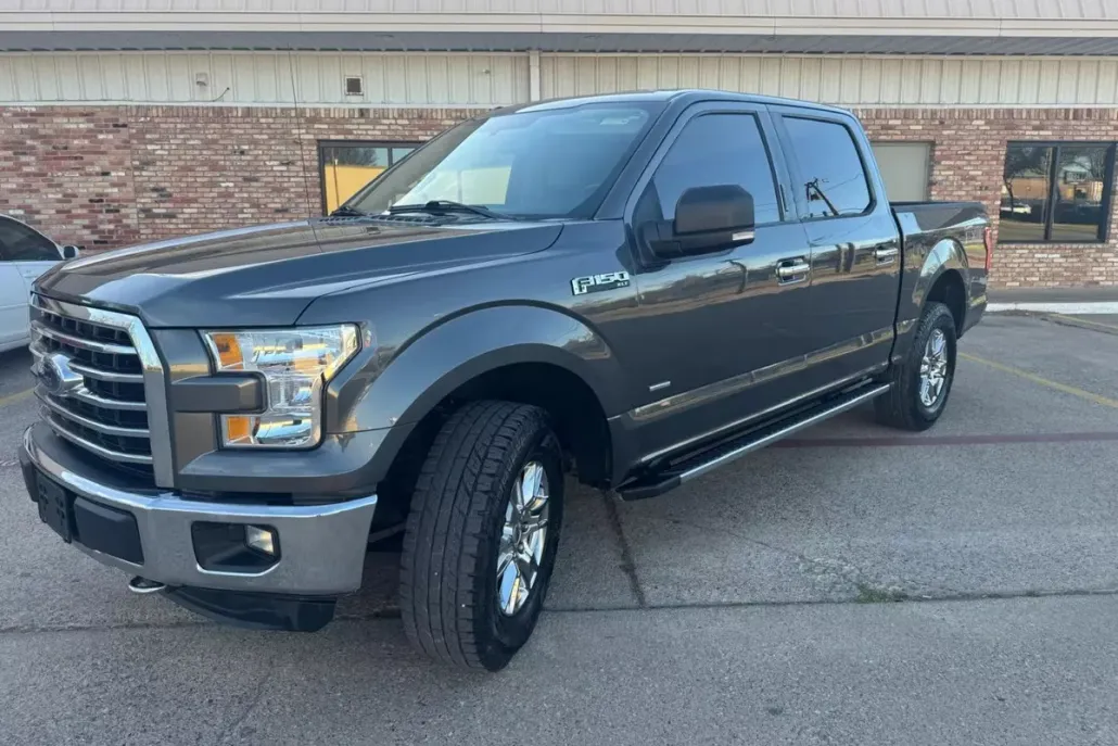 2015 Ford F-150 photo 1