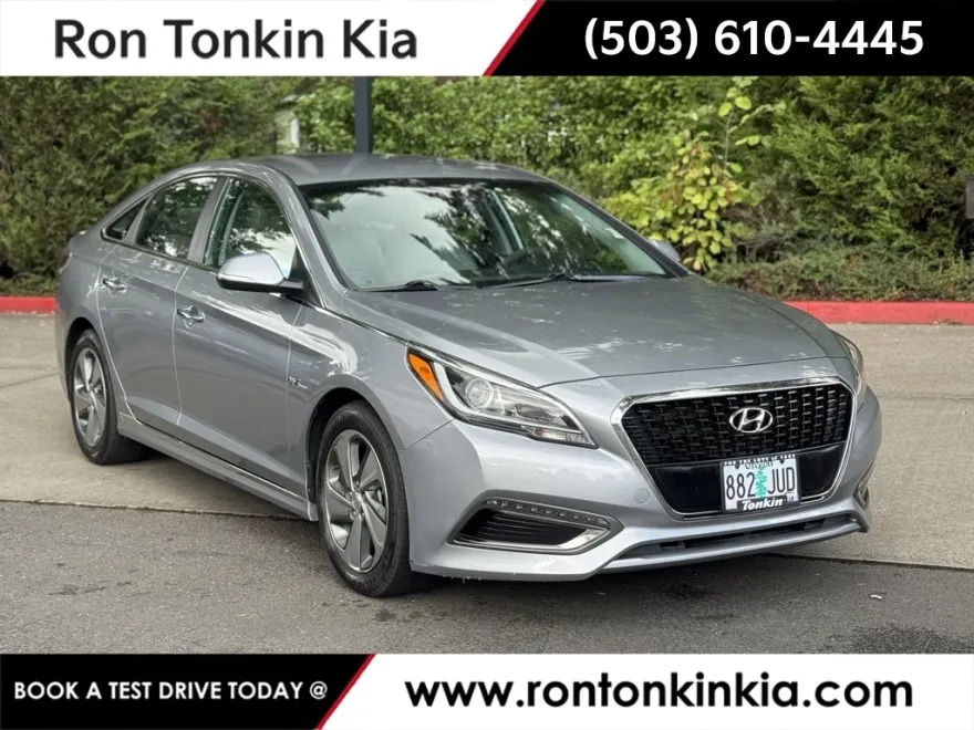 2017 Hyundai Sonata Hybrid Limited photo 1