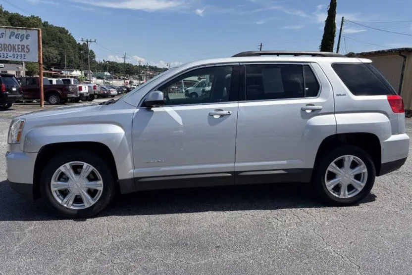 2017 Gmc Terrain SLE photo 1