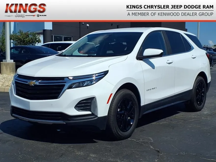 2022 Chevrolet Equinox LT photo 1