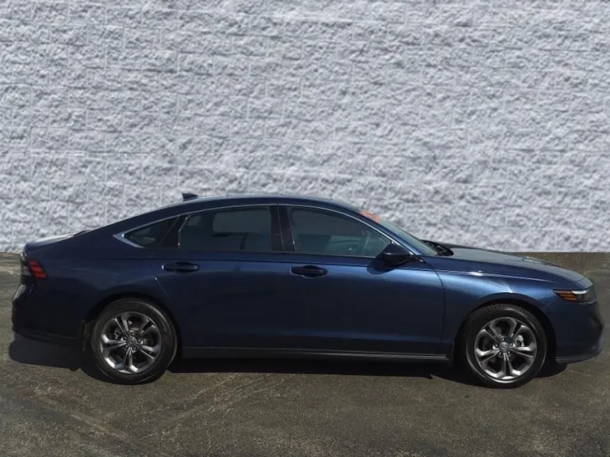 2023 Honda Accord EX photo 1