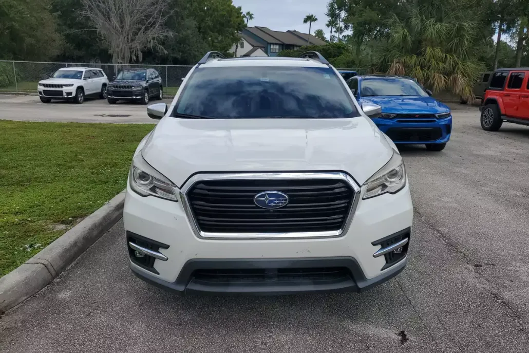 2020 Subaru Ascent Touring photo 1