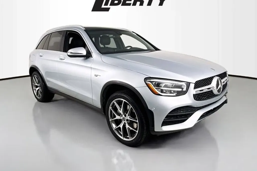 2021 Mercedes Benz GLC 300 photo 1