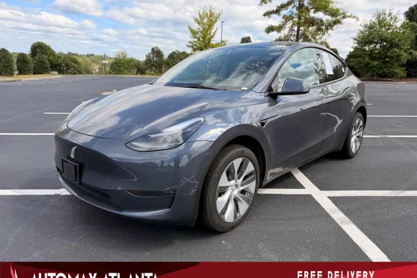 2023 Tesla Model Y Long Range photo 1