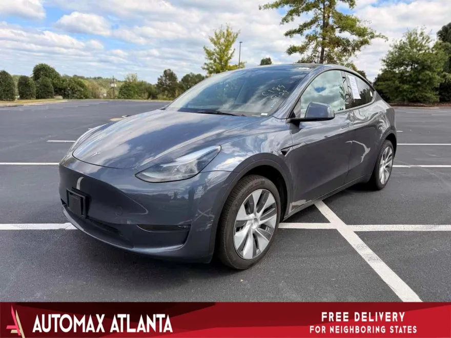 2023 Tesla Model Y Long Range photo 1