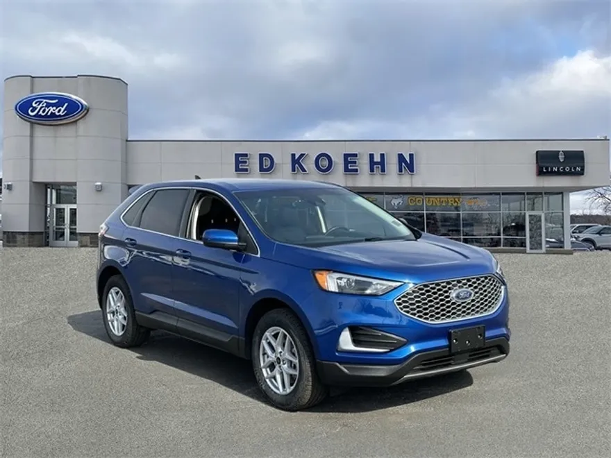2024 Ford Edge SEL photo 1