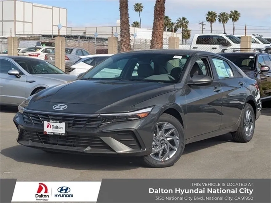 2025 Hyundai Elantra Hybrid Blue photo 1