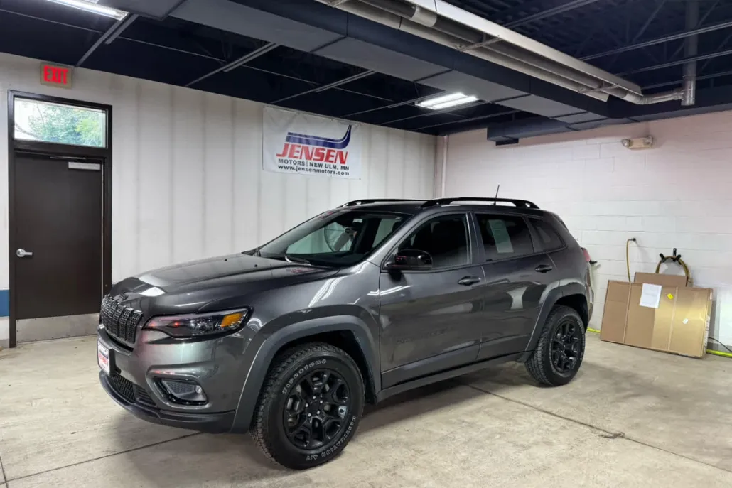 2022 Jeep Cherokee Latitude photo 1