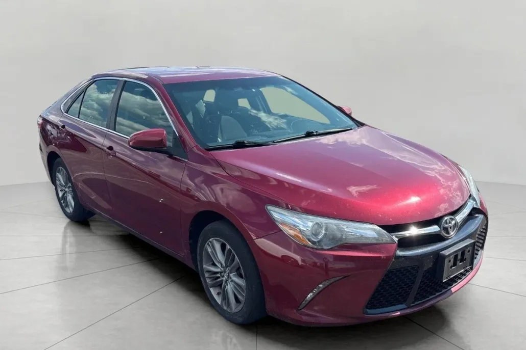 2017 Toyota Camry XLE XSE photo 1