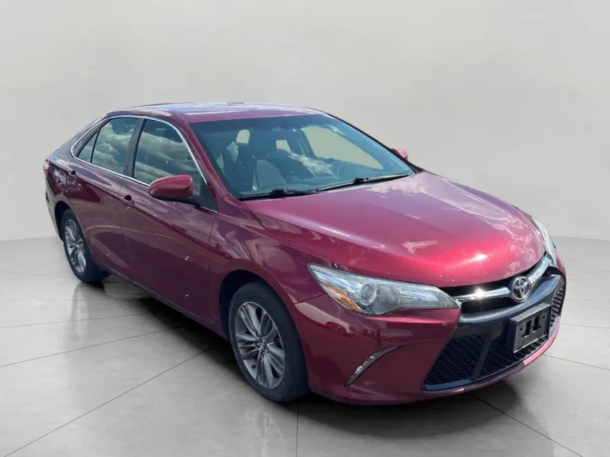 2017 Toyota Camry XLE XSE photo 1