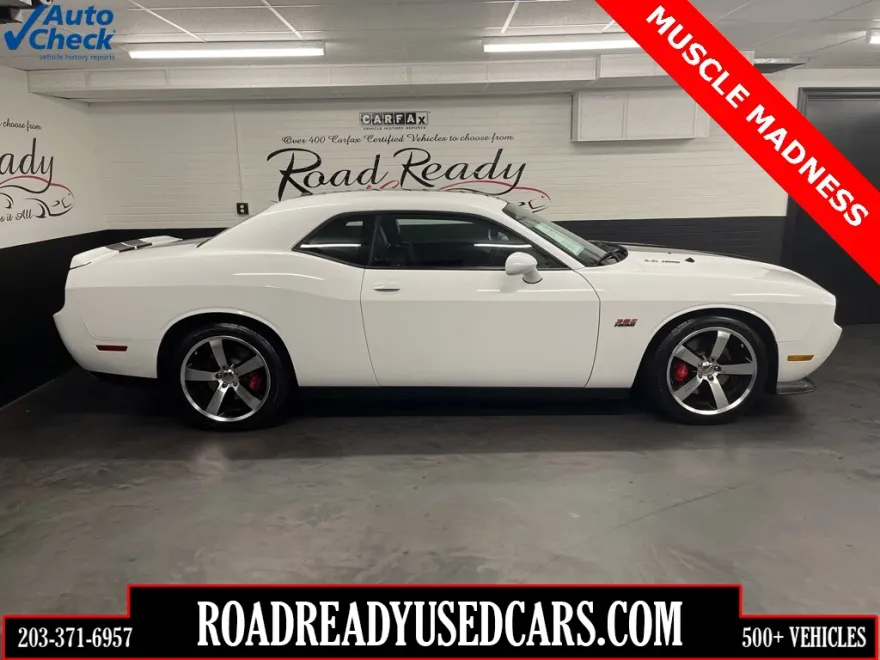2014 Dodge Challenger SRT8 photo 1