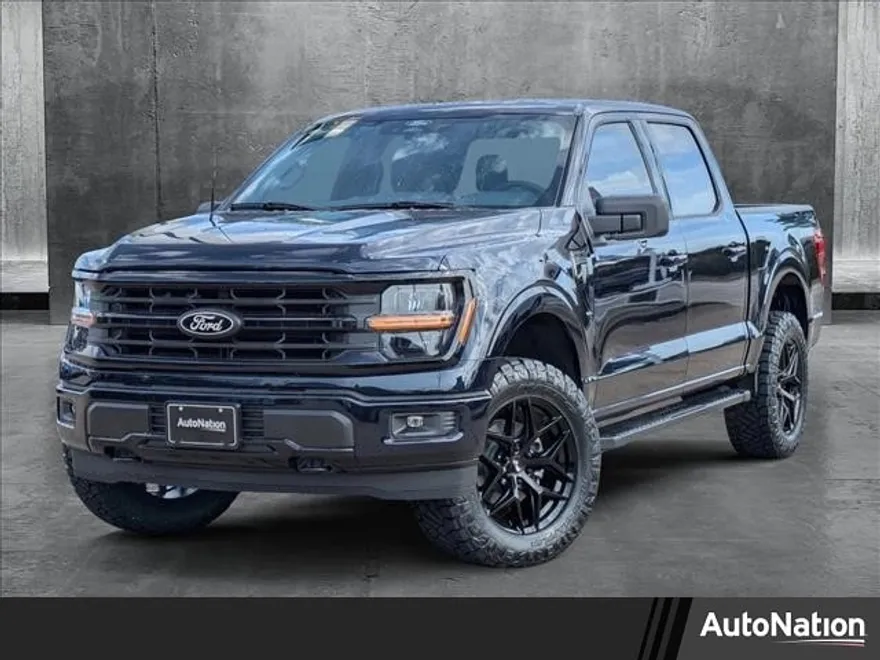 2025 Ford F-150 XLT photo 1