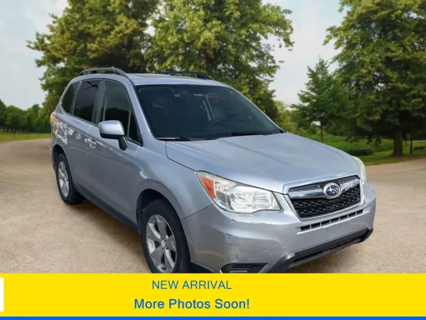 2015 Subaru Forester 2.5i Premium photo 1