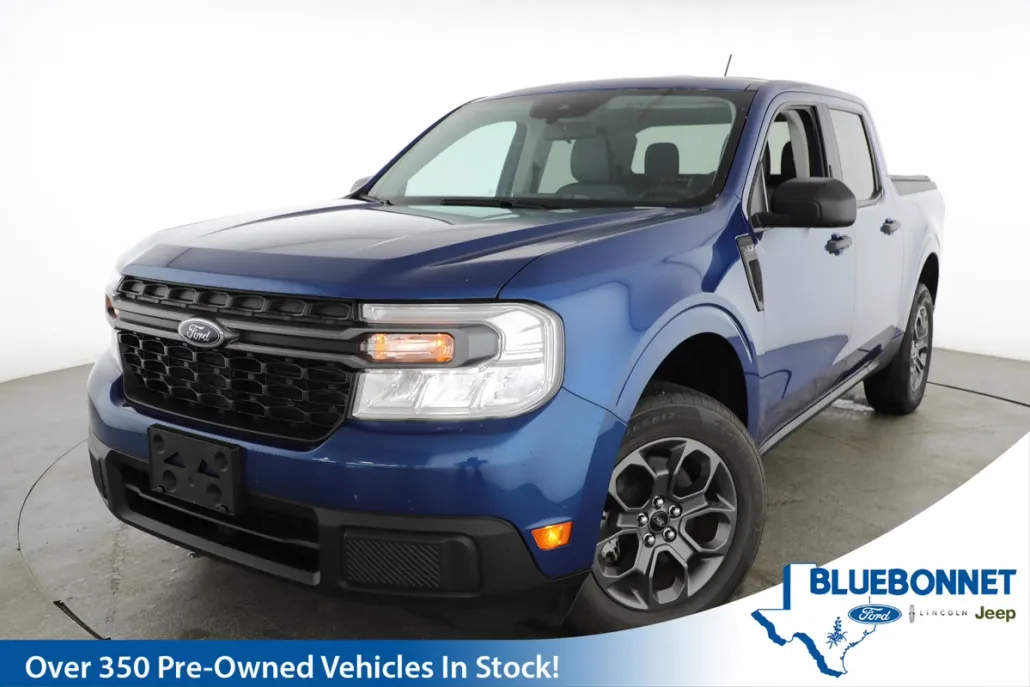 2023 Ford Maverick XLT photo 1