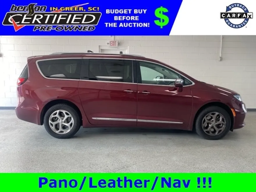 2021 Chrysler Pacifica Limited photo 1