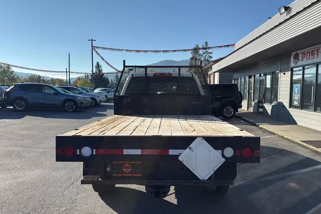 2018 Gmc Sierra 3500 HD SLE photo 1