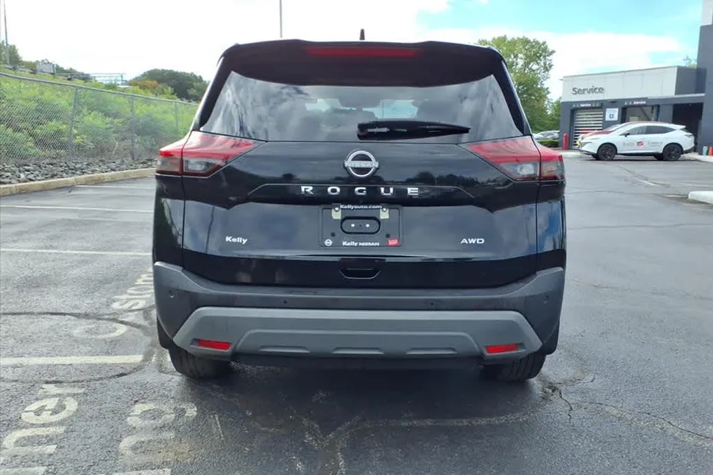 2023 Nissan Rogue S photo 1