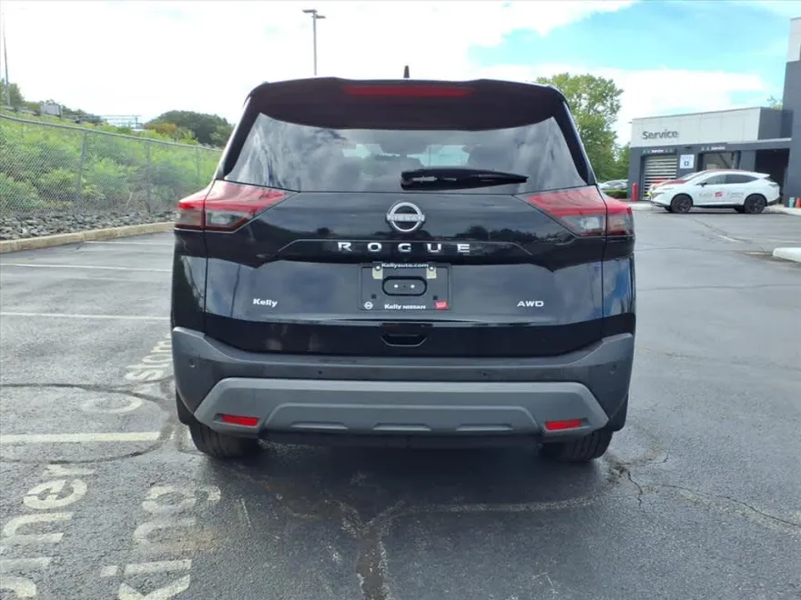2023 Nissan Rogue S photo 1