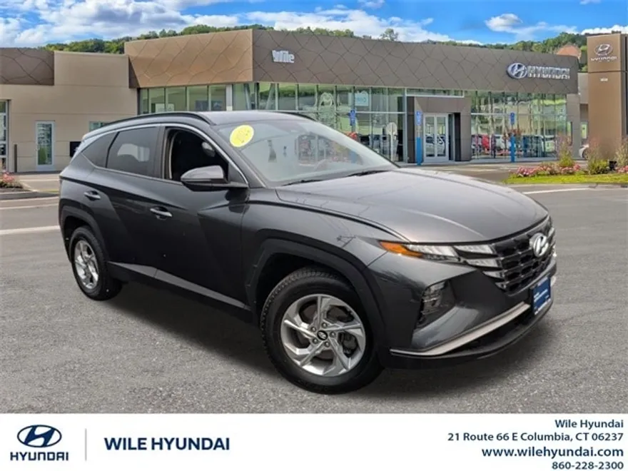 2022 Hyundai Tucson SEL photo 1