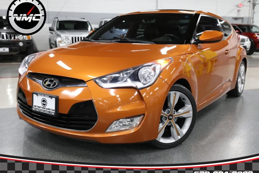 2016 Hyundai Veloster photo 1