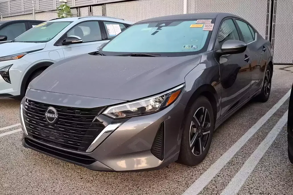 2024 Nissan Sentra SV photo 1