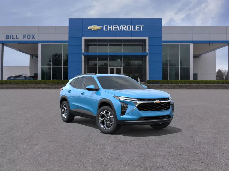 2025 Chevrolet Trax LT photo 1