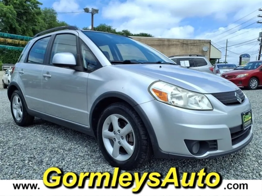 2009 Suzuki SX4 photo 1
