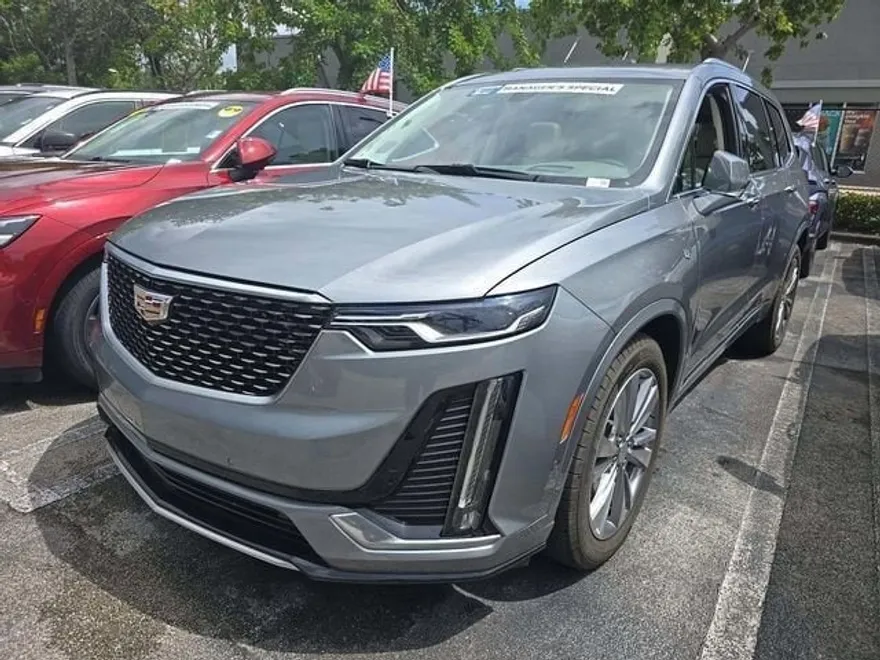 2024 Cadillac XT6 Premium Luxury photo 1