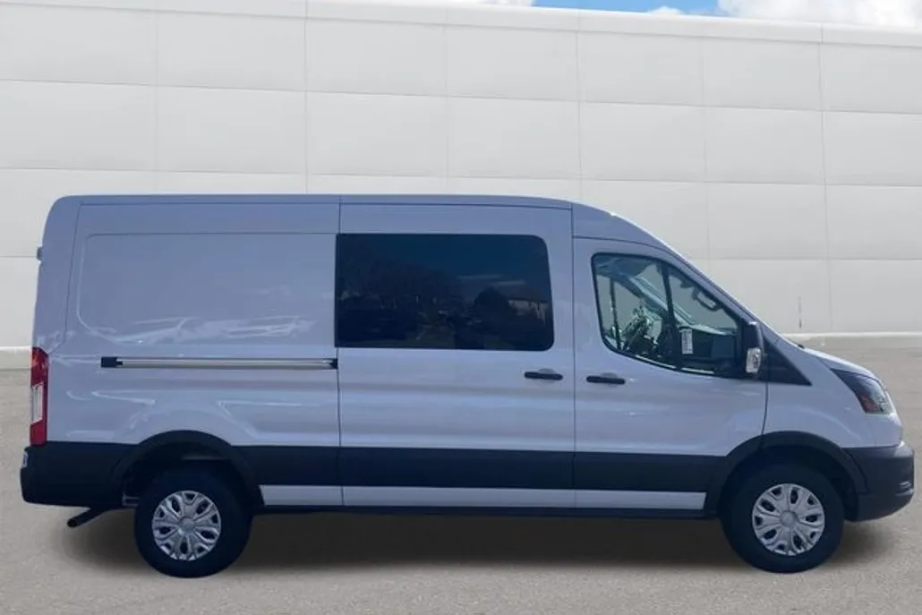2025 Ford Transit Cargo Van photo 1