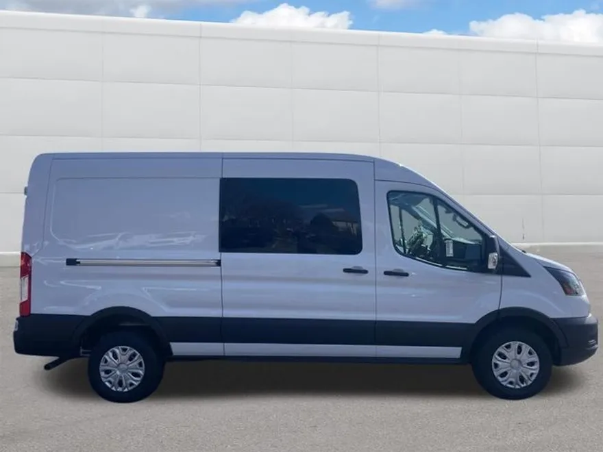 2025 Ford Transit Cargo Van photo 1