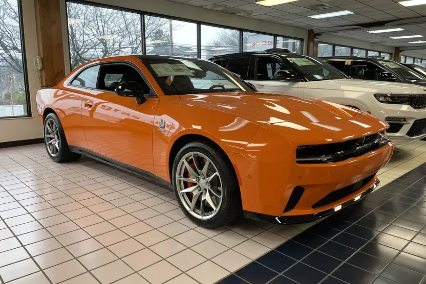 2025 Dodge Charger Daytona Scat Pack photo 1