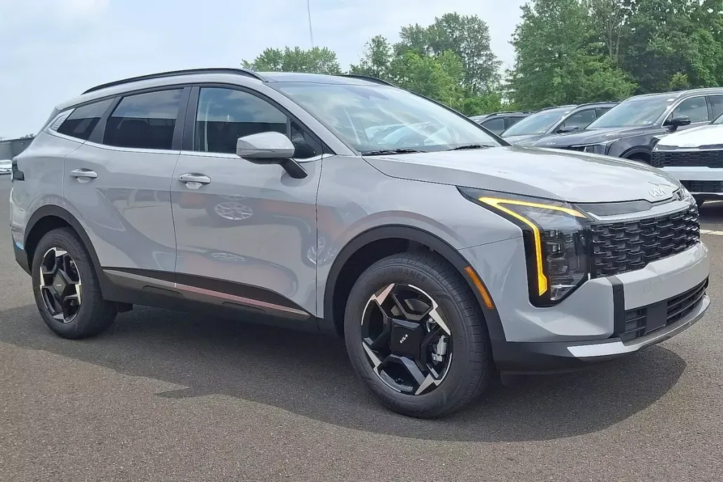 2026 Kia Sportage Hybrid EX photo 1