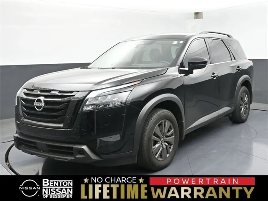 2024 Nissan Pathfinder SV photo 1