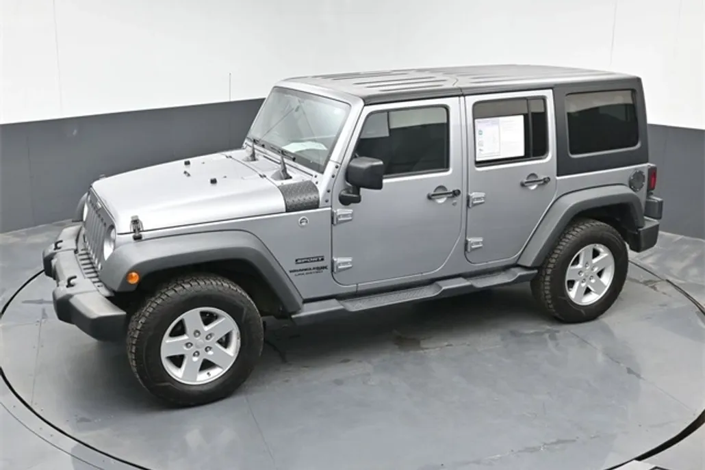 2018 Jeep Wrangler Unlimited Sport S photo 1