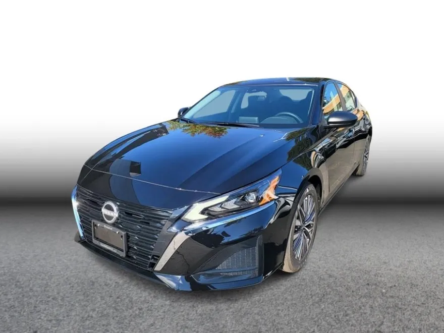 2025 Nissan Altima SV photo 1