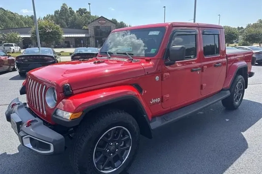 2023 Jeep Gladiator Overland photo 1