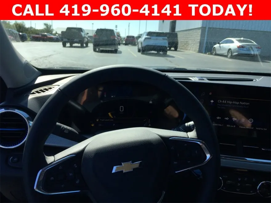 2026 Chevrolet Trax LT photo 1