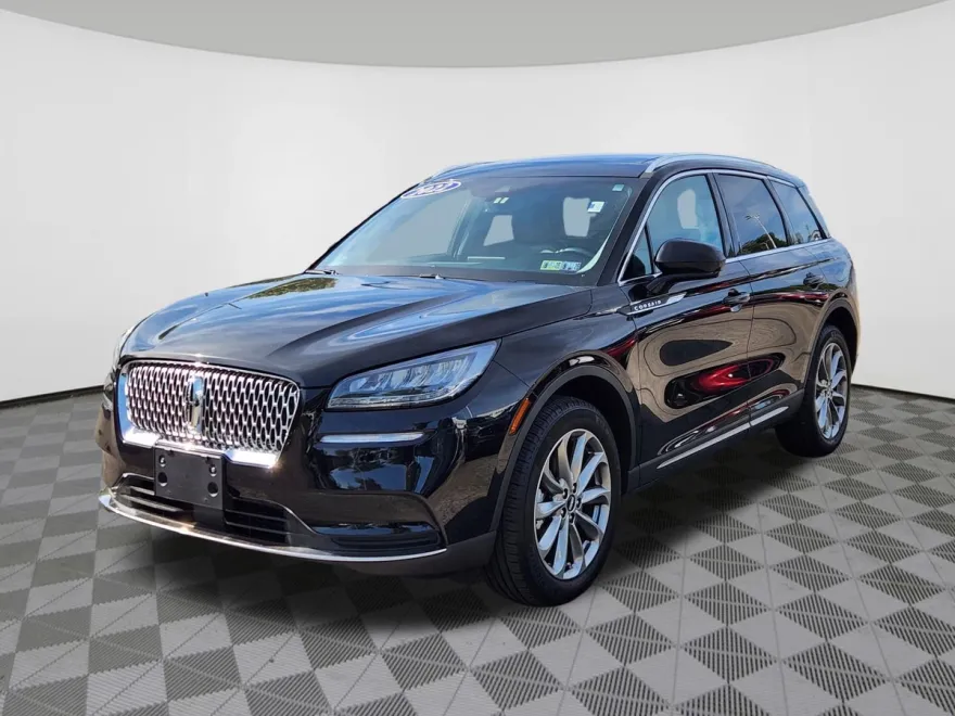 2022 Lincoln Corsair Standard photo 1