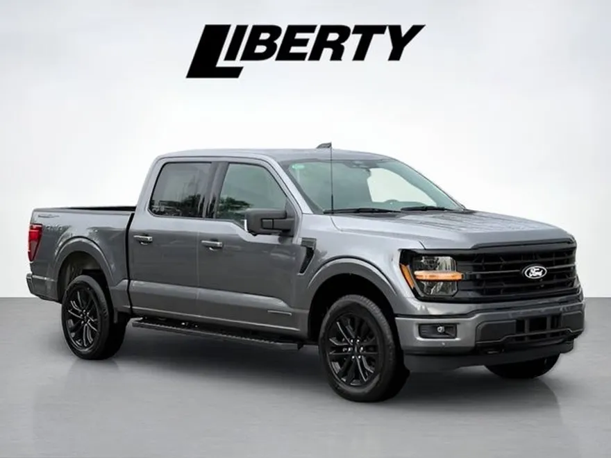 2025 Ford F-150 XLT photo 1