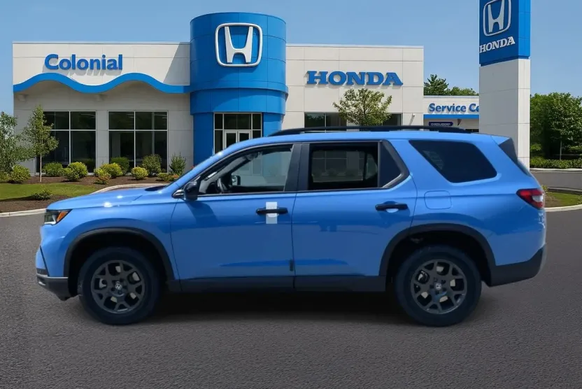 2025 Honda Pilot TrailSport photo 1