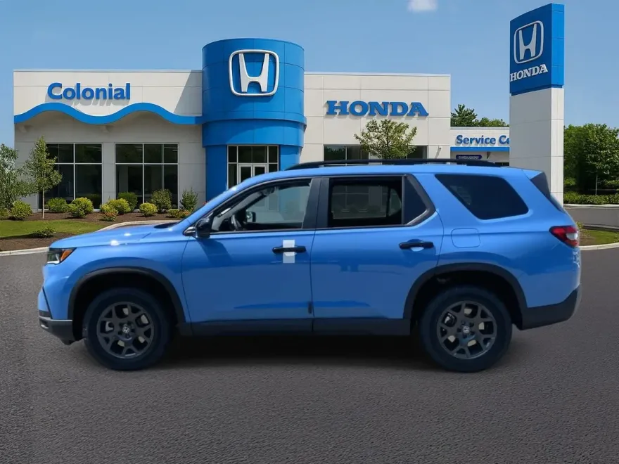 2025 Honda Pilot TrailSport photo 1