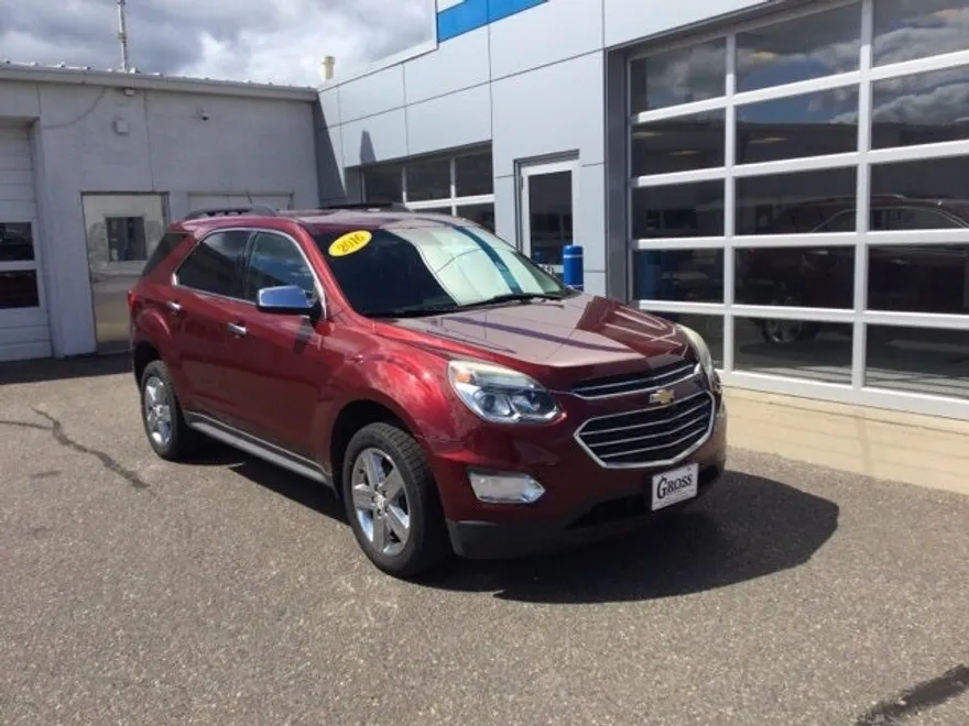 2016 Chevrolet Equinox LT photo 1
