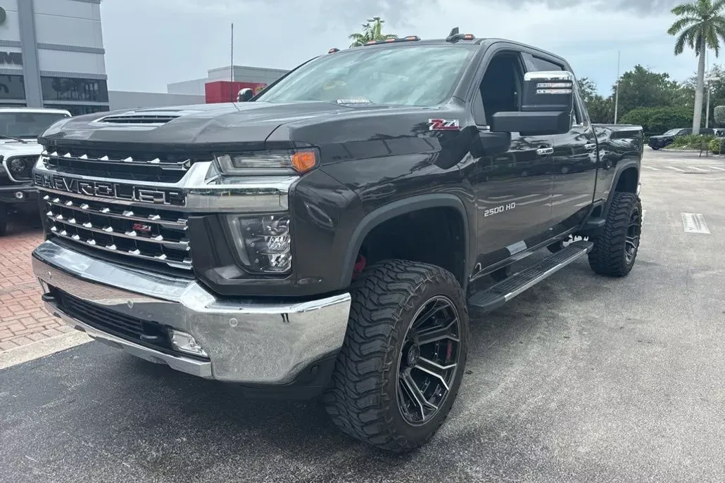 2020 Chevrolet Silverado 2500HD LTZ photo 1