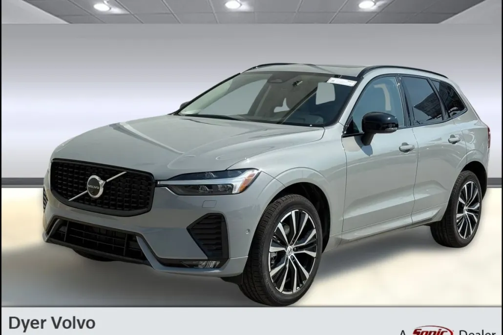 2025 Volvo XC60 B5 Plus photo 1