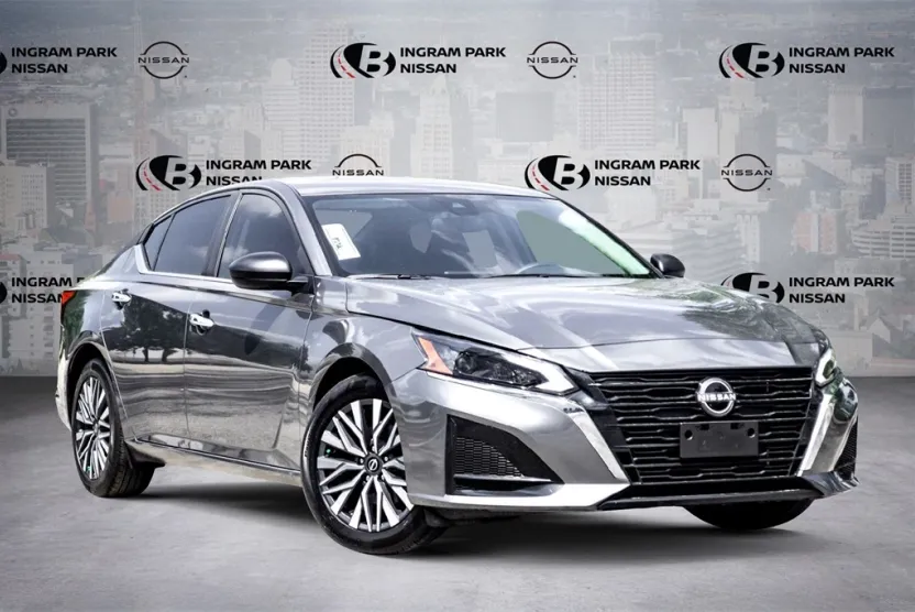2025 Nissan Altima 2.5 SV photo 1